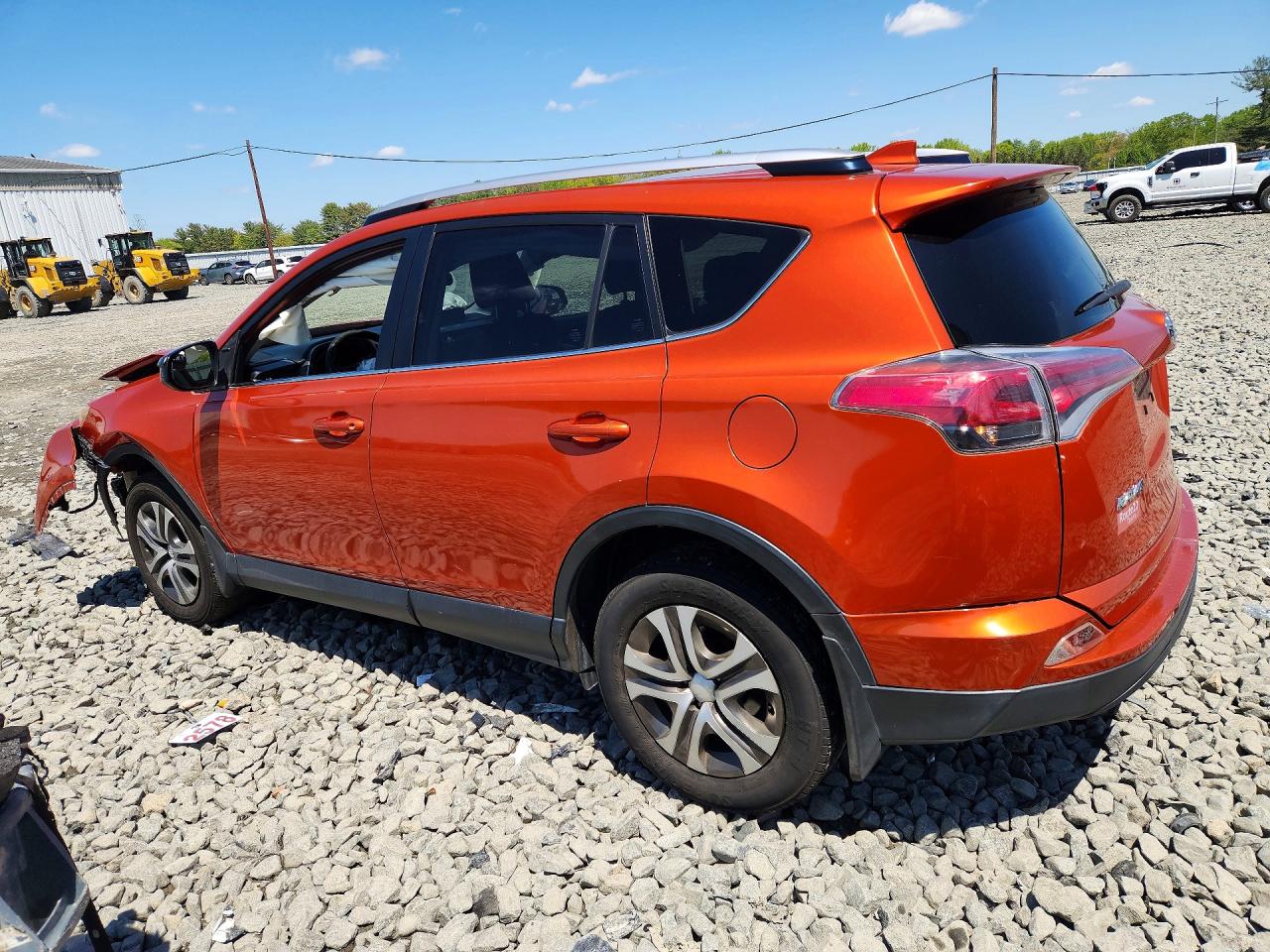 2016 TOYOTA RAV 4 — VIN JTMBFREV8GD179441 — photo 2